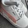 Baby PUMA trainers Image 3