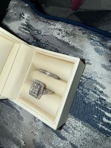Stunning 1.50CT Diamond Bridal Set (9ct White Gold)