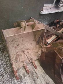 jcb 3cx buckets