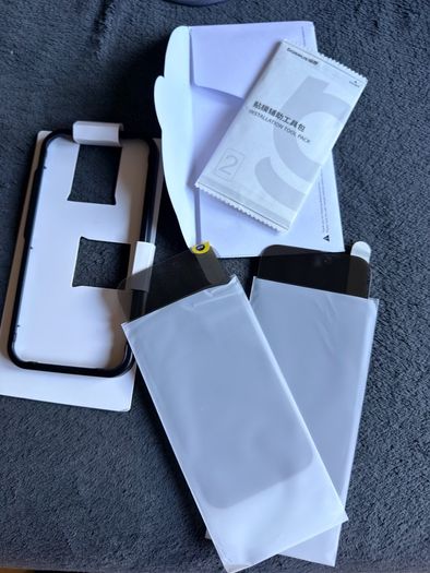 Baseus 2 pcs iPhone 17 Pro Privacy Display protector