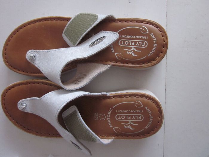 Fly Fot Leather, Touch-Fasten Toe Post Sandals Light Grey S5