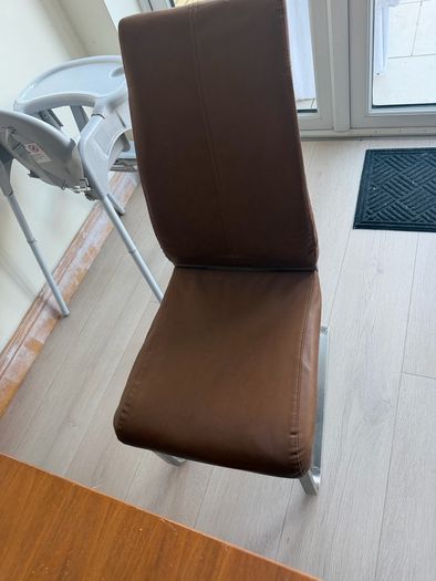 table and chairs
