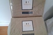 NWT Two  Dorma  Gold Givenvy Oxford Pillwcases