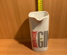Pub jug Beefeater