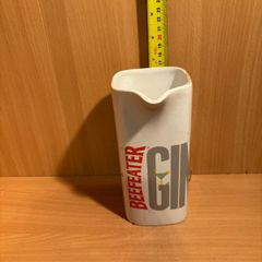 Pub jug Beefeater