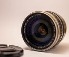 Canon EF 24-85mm f/3.5-4.5 USM