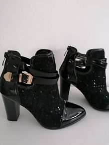 Black Boots