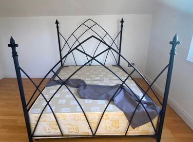 Double Bed
