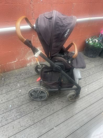 baby buggy