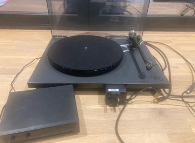 Rega P6