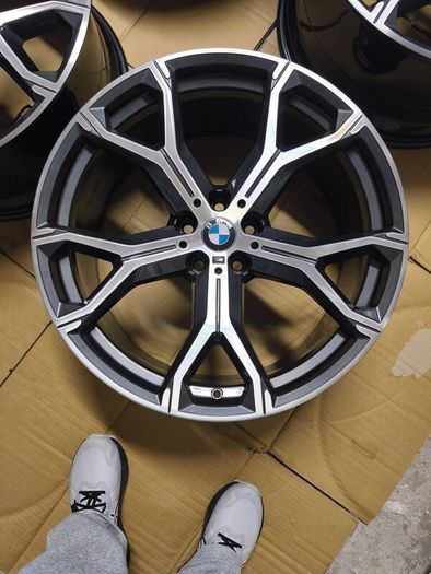 BMW OEM alloys