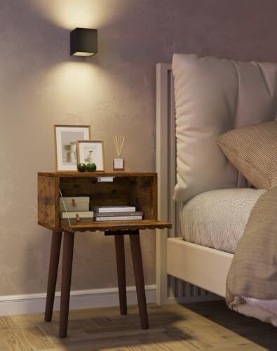 Fluted Nightstand Set of 2, Small End Table, Modern Coffee Table with Drawer, Solid Wood Legs, Retaining Chain, 35x27x53cm, for Bedroom and Small Spaces, Rustic Brown