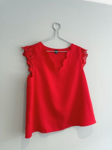 Pre Owned Vibrant Red Scallop Neck Blouse