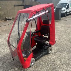 Mobility scooter with canopy