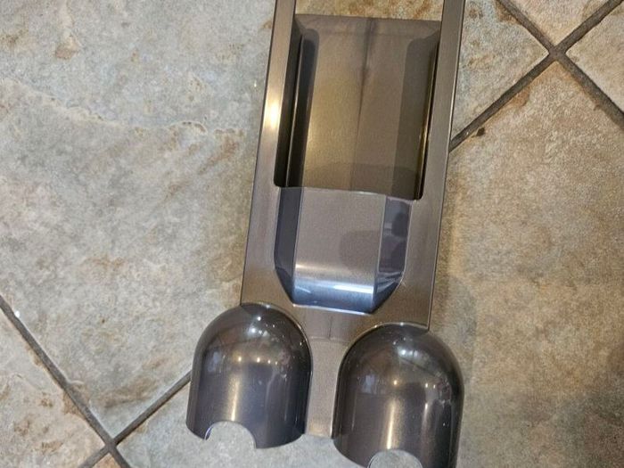 Dyson 5 gen with 2 Batteries
