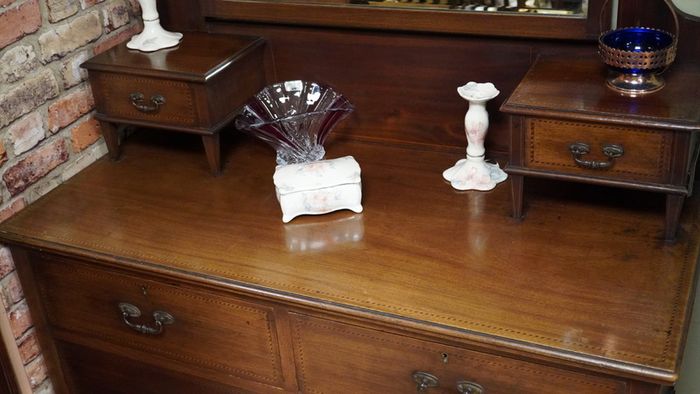 Edwardian Mahogany Dressing Table