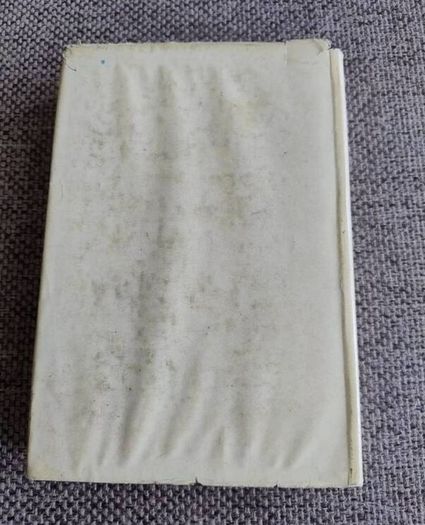 Mo Turur go hAmerice by An Craoibhin 1937 hardback with dustcover by Douglas Hyde The Little Branch and My Travels in America in good condition with some wear to the dustcover see photos and some writing on the inside page FREE POSTAGE INCLUDED