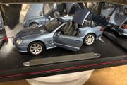 Mercedes Benz CLK foldable roof 2000 1:18