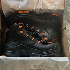Uvex work boots