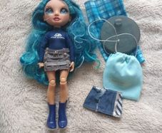 Skylar bradshaw rainbow high doll