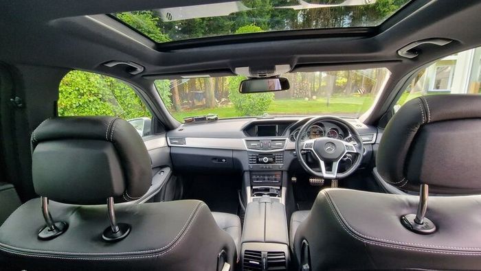 Mercedes-Benz E-Class 2011