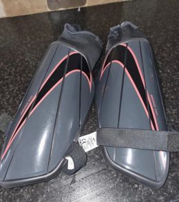 Nike knee guard