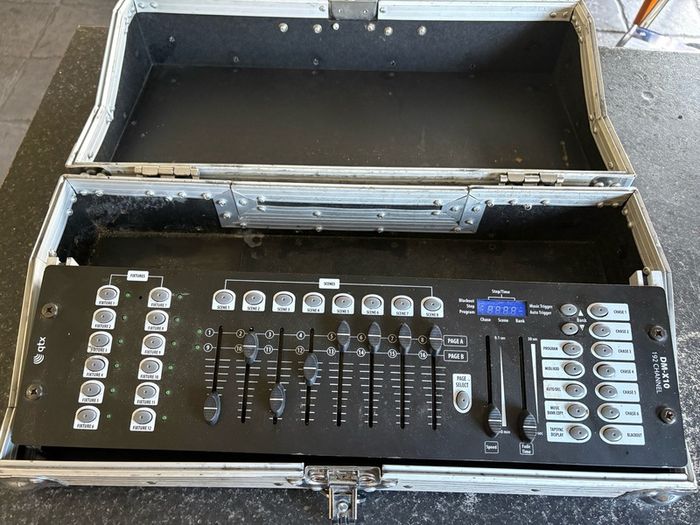 QTX DM-X10 Controller with Flight Case