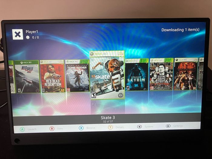 Xbox 360 E +35 Games