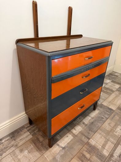 vintage chest of drawers