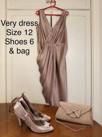 10 Dresses