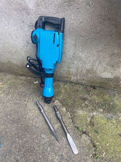 Demolition Breaker 2200w 220v Free Delivery