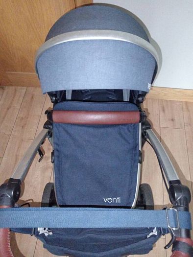 Venti Pram and Matching Baby Bag