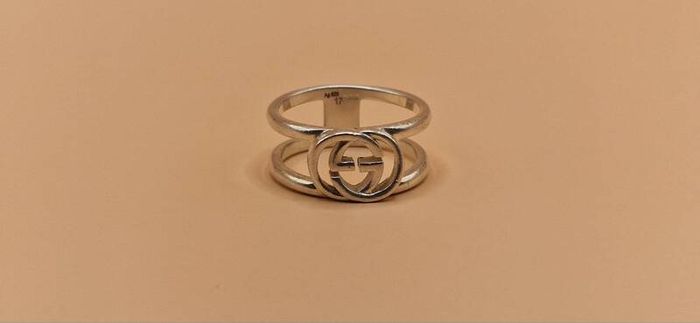 Gucci silver ring