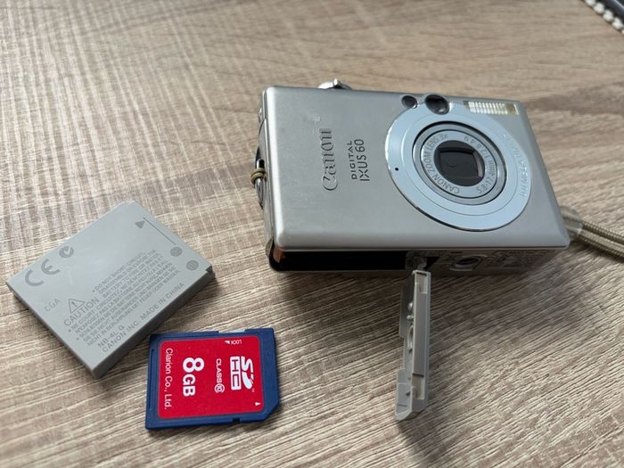 Canon Ixus 60
