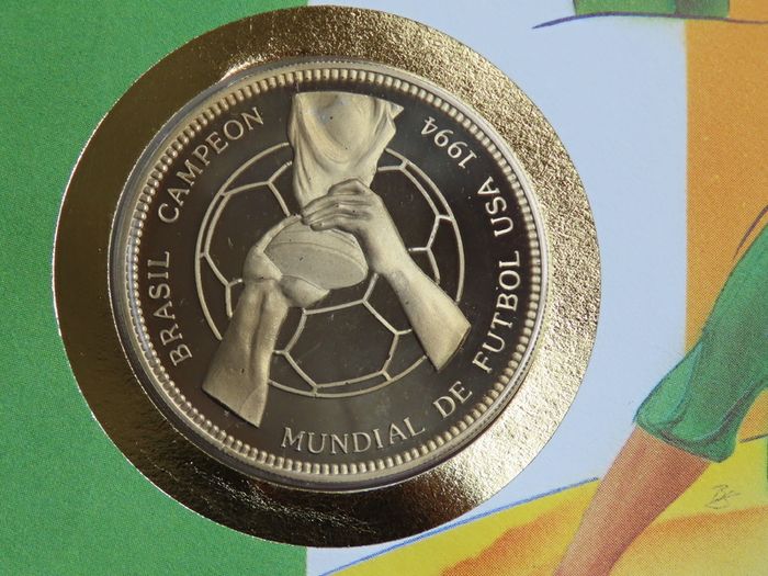 Ireland USA WORLD CUP 1994 Coin medal Cover Vintage