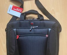 NEW With Tags Wenger Sensor 15 inch Laptop Bag with iPad pocket