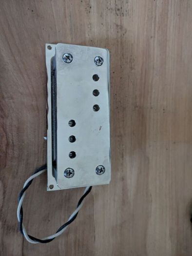 Mojo lapsteel pick up