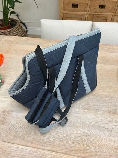 Dog bag carrier
