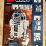 Lego Star Wars 10225 - R2-D2 UCS Image 2