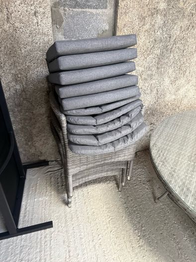 Garden table