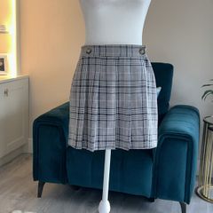 Ladies Grey Pleated Mini Skirt from Topshop  Size UK 8 / EU 36
