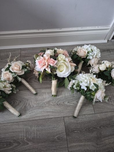 Wedding flowers bridal & 5 bridesmaids