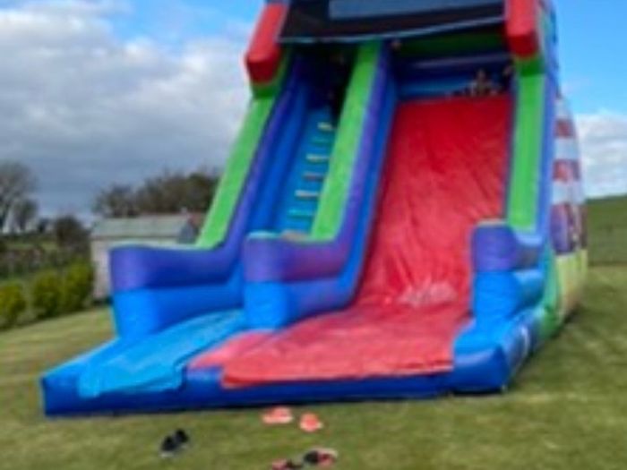 Large bouncy slide