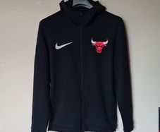 2017-2018 nike Chicago bulls full zip thermal fleece Size large Black polyester ptp 23" in excellent condition