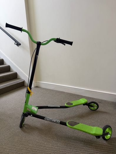micro scooter, foldable scooter, flicker