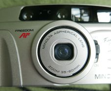Minolta Freedom AF Family Zoom II 35mm Camera Point & Shoot Tested & Works