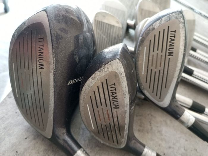 Dunlop golf clubs. Right handed clubs