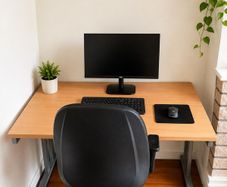 Wooden-effect office/study desk with sturdy grey metal legs