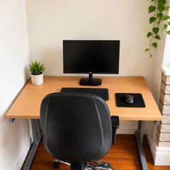 Wooden-effect office/study desk with sturdy grey metal legs