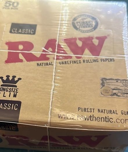 Raw Classic King Size Rolling Papers 1.50 4 and 1 free